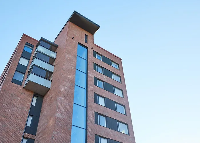 Rauhallinen Kolmio Omalla Saunalla Tampereen Keskustassa