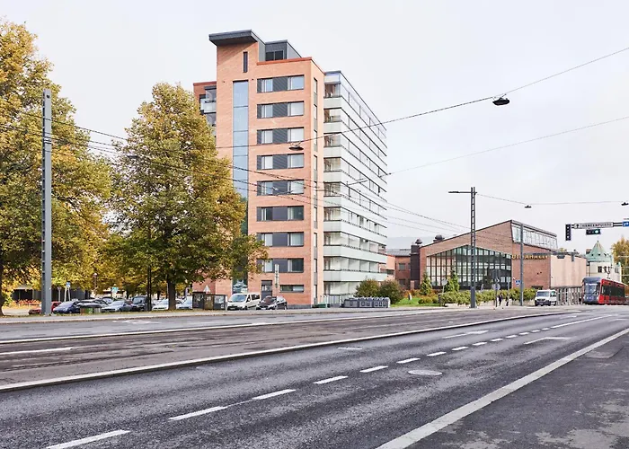 Rauhallinen Kolmio Omalla Saunalla Tampereen Keskustassa